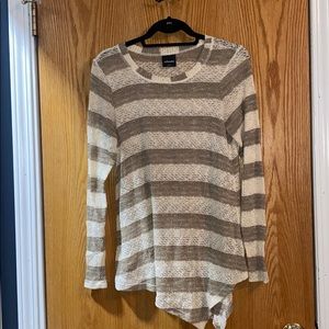 Long-sleeve, flowy striped top